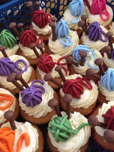 party catering cupcakes with threads